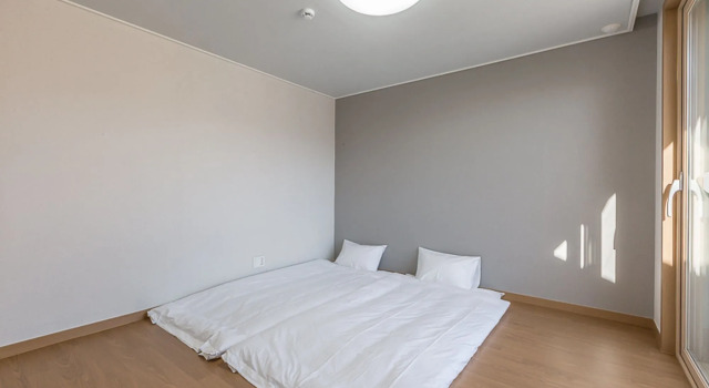 Le Comte Bleu, Book Hotel Hoteller i Pyeongchang med parkering, Parkering