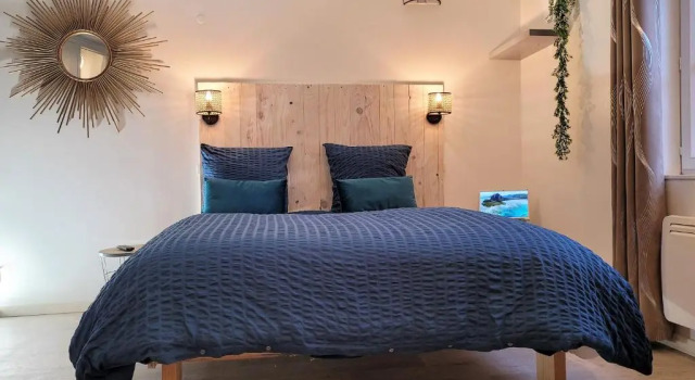 Апартаменты L'établissement LA PLAGE A 2 PAS , vous propose 4 appartements neufs avec services , lits faits à votre arrivée , serviettes de toilette , ménage , Wifi , en hyper centre , Vue mer à 50m , tout est accessible à pied