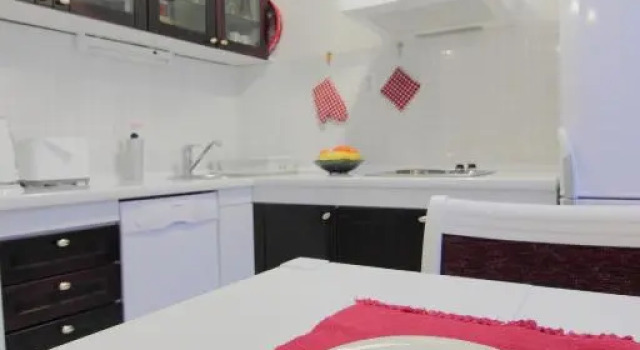 White Apartment, Забронировать Апартаменты/квартира Стари град Белград, рядом с Кафедральный собор в Белграде