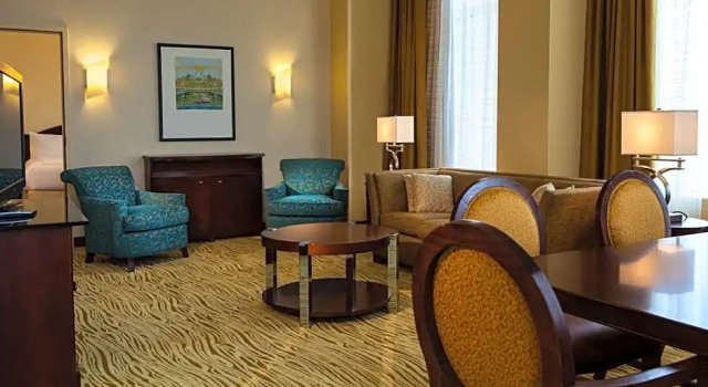 Люкс c 1 комнатой Graduate by Hilton Cincinnati