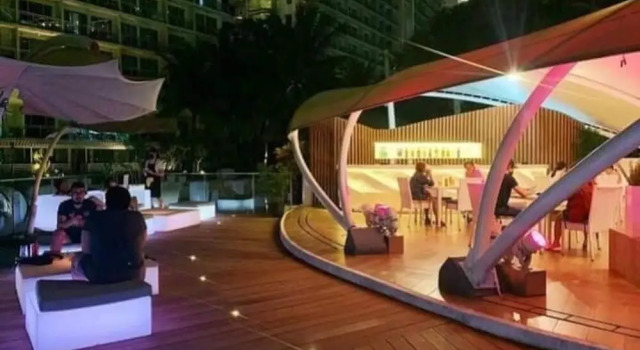 Апартаменты Azure 1BR Citylights With Netlfix Near Airport