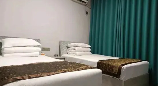 Southern Sunrise Hotel, Prenota Hotel Hotel a Sichuan con parcheggio, Parcheggio