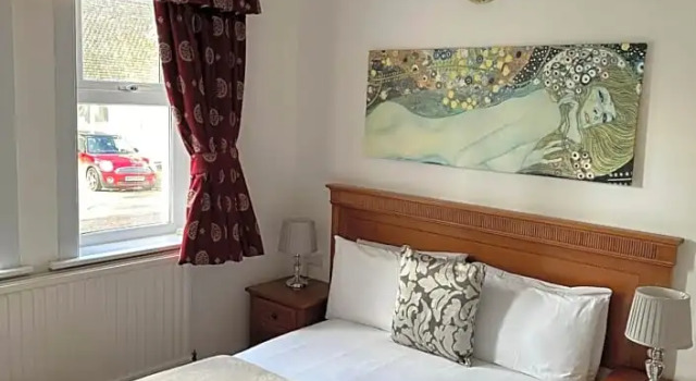 Коттедж The Manor at Bickley