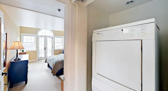 37 Hiawassee Condo Unit E302 1 Bedroom 1 Bathroom Condo, Забронировать Апартаменты/квартира Апартаменты Ашвилл, рядом с Green Man Brewery, Апартаменты/квартира