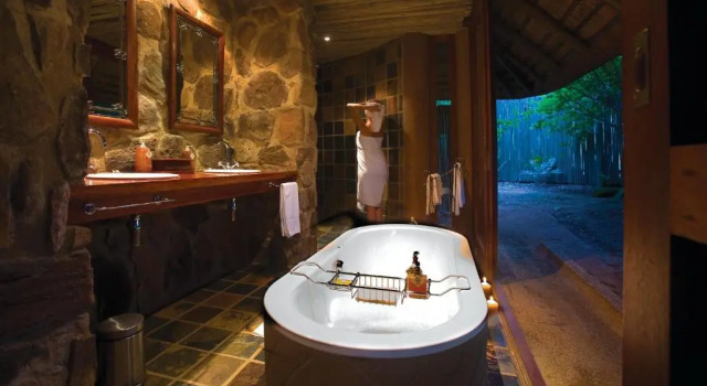 Двухместный люкс Deluxe Ekuthuleni Lodge