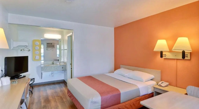 Двухместный номер Standard Motel 6-Nashua, NH