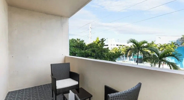 Апартаменты Bay Harbor Sunset Apt 3A