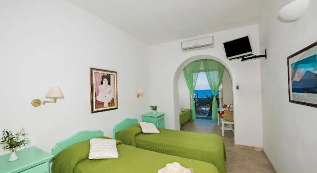 Двухместный номер Superior Hotel Ossidiana Stromboli Center
