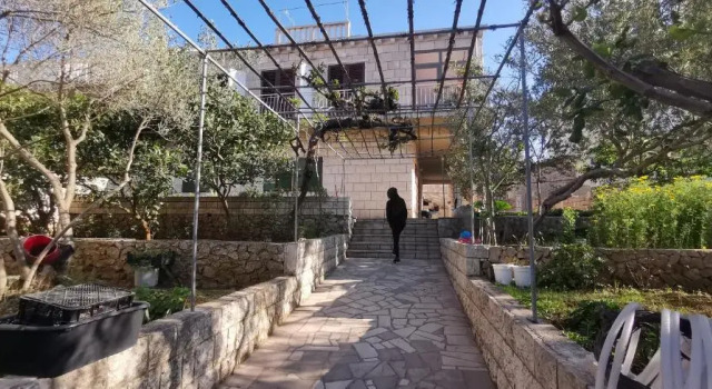 Апартаменты Big House for 14 people in centre of Lumbarda