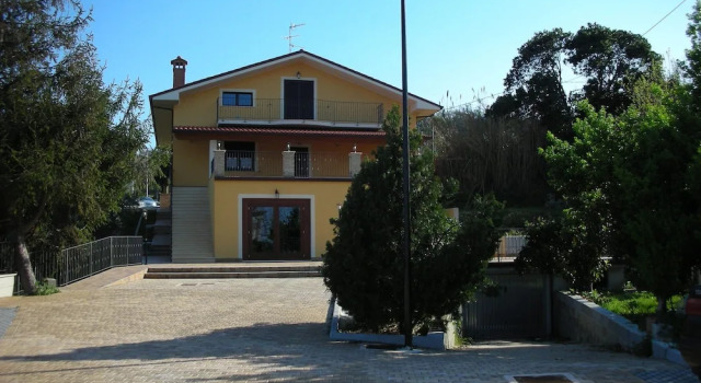 Bed and Breakfast Il Golfo degli Aranci, Забронировать Отель Отели Побережья Абруццо с бассейном, Бассейн