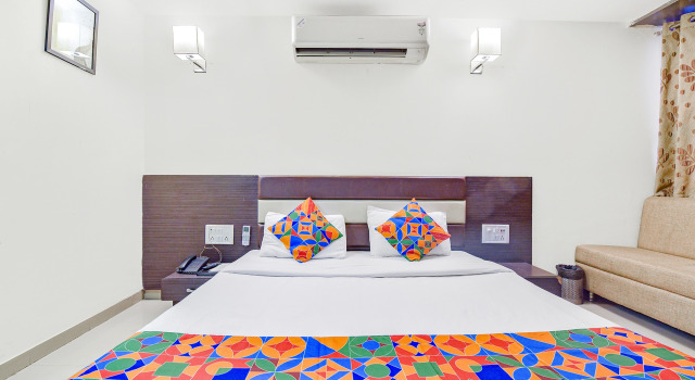 Fabhotel Skyland