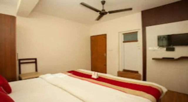 Номер Standard MeroStay 022 Hotel Royal Kusum