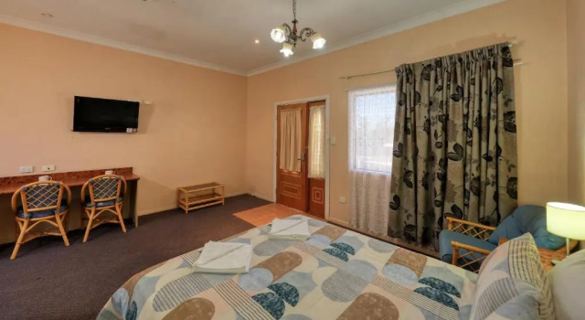 Номер Deluxe Townview Motel