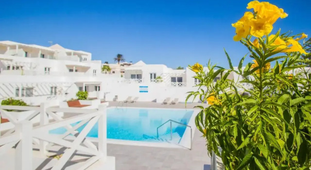 Апартаменты Flower Beach Suite 7