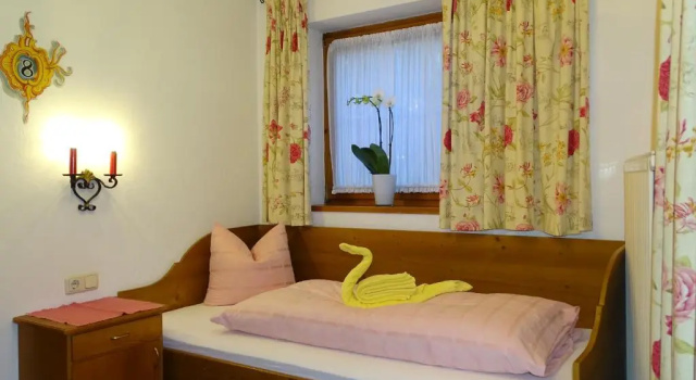 Pension Rainhof, Rezervovat Penzión se snídaní Hotely v Tyrolsko se snídaní, Snídaně