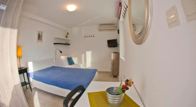 Студия Apartments Mandarina Garden