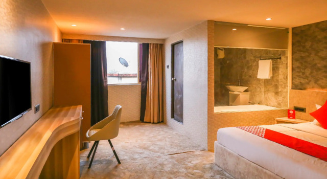 Capital O  22428 Hotel Dreams, Забронировать Отель Отели штата Махараштры 3 звезды, 3*