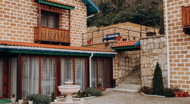 Манзара, Rezerwuj Hotel Bakhchisaray Bakhchisarai district