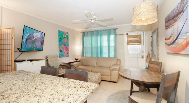 Tropic Terrace #45 - Beachfront Rental 1 Bedroom Condo by Redawning