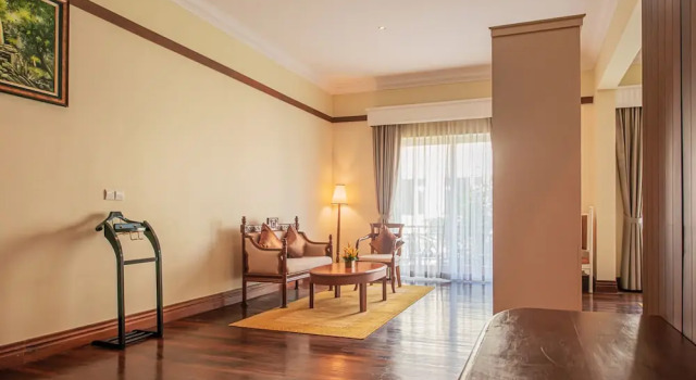 Полулюкс с балконом Sokha Siem Reap Resort & Convention Center