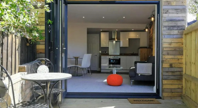 Апартаменты Derby Den by Cliftonvalley Apartments