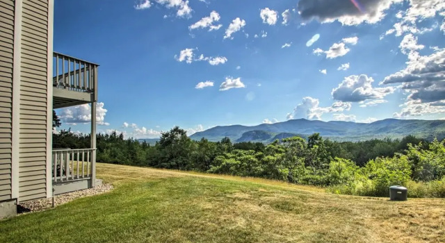 Intervale Family Retreat: Mtn View & Pool Access!