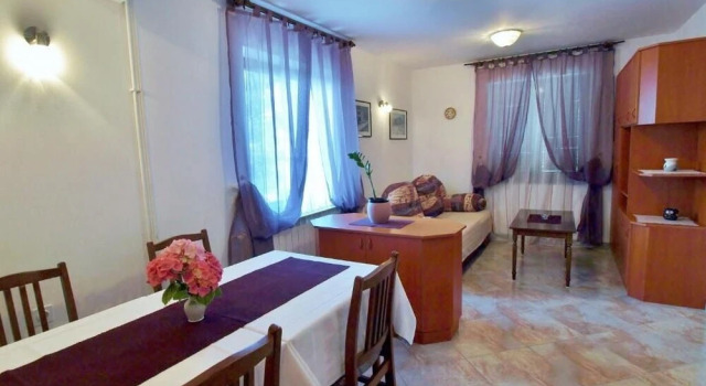Zdenka - Garden Terrace - A3