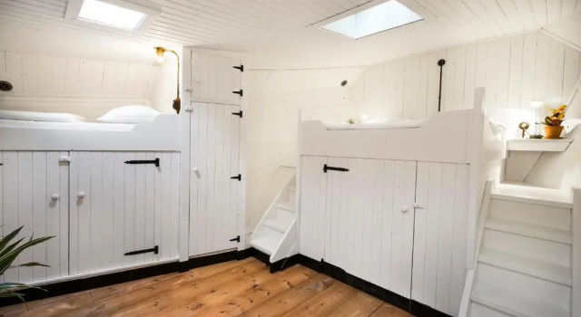 Asile Flottant, Rezervovat Hotel Amsterdam-Noord 