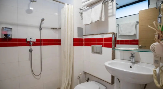 Двухместные апартаменты Standard с балконом Sarovar Residency Serviced Apartment Hotel