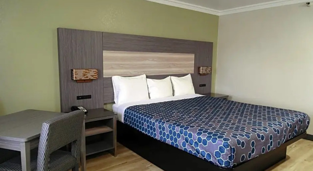 Номер Standard Americas Best Value Inn-Rialto