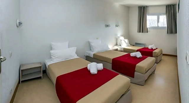 Номер Standard Дуплекс The Originals Boutique, Hôtel Le Cap, Gap Sud