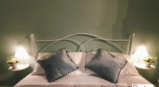 CHAPLIN Luxury Holiday House, Book Hotel Hoteller i Lake Vico med pool, Swimmingpool