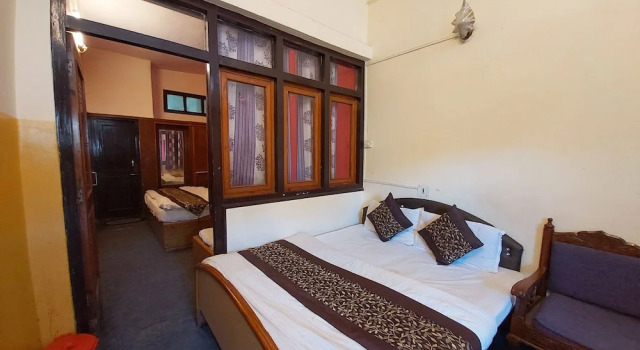 Номер Deluxe Goroomgo Lake View Mall Road Nainital