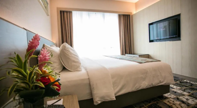 Полулюкс V8 Hotel Johor Bahru