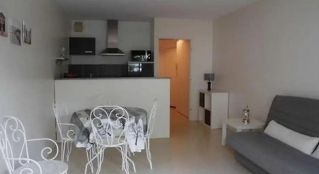 Appartement Saint-Gilles-Croix-de-Vie, 2 pièces, 4 personnes - FR-1-324-235