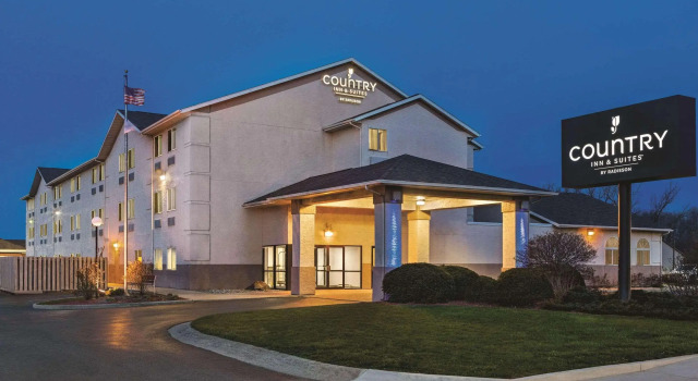 Holiday Inn Express Auburn, Prenota Hotel Hotel a Indiana con piscina, Piscina
