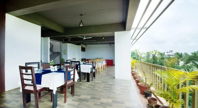 Treebo Iwe Studio, Book Hotel Yelahanka 