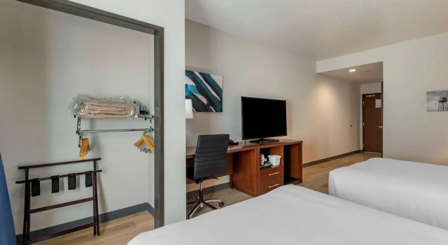 Люкс Comfort Inn & Suites Bennett