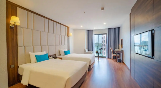 Двухместный номер Standard с видом на море Paddington Hotel Halong Bayview
