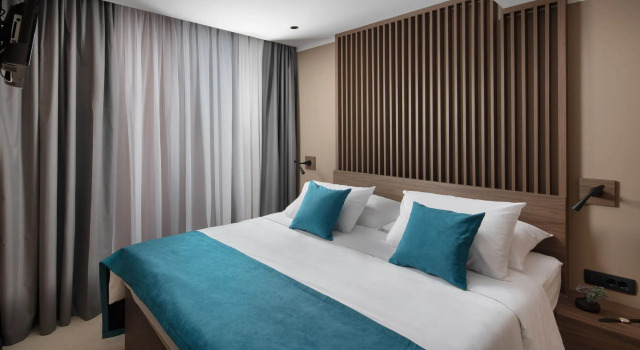 Aminess Alfir Hotel, Prenota Hotel Prižba 