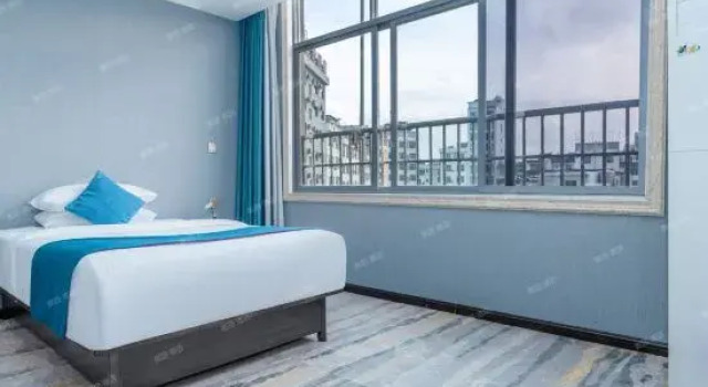 Люкс Deluxe YUANDAHOTEL