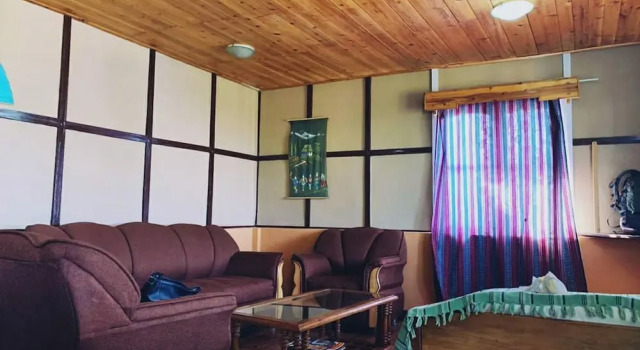 Deluxe quadruple chambre Himalayan Eagle Resort