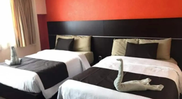 Четырёхместный номер Standard Oaxaca Inn Reforma