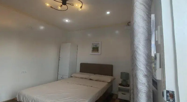 Luksusowy dwuosobowy pokój i balkonem Intoy's Place By Zuzu