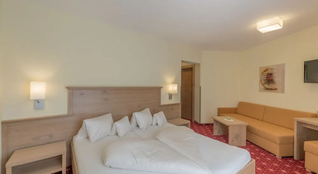 Двухместный номер Superior с балконом Residenz Allegra