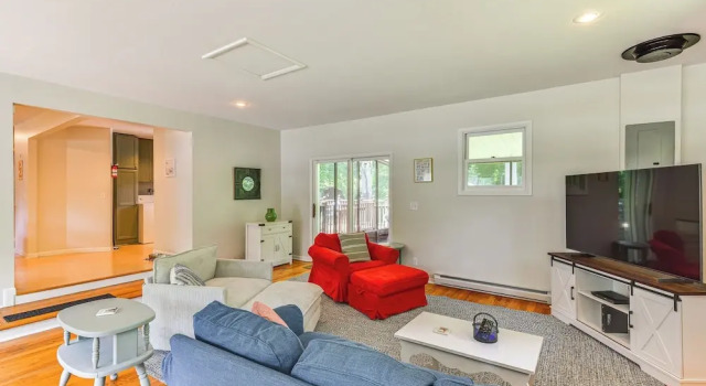 Charming Union Pier Home w/ Deck: Half-mi to Beach, Varaa Lomakoti Union Pier Michigan