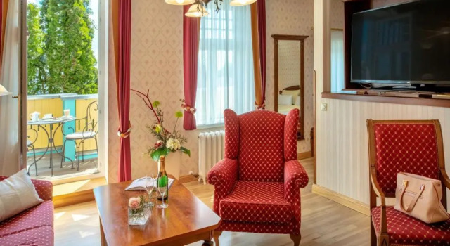 Полулюкс Recknitztal-Hotel Marlow
