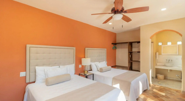 Hotel 1697 Loreto, Varaa Hotelli Hotellit Baja California Sur uima-altaalla, Uima-allas