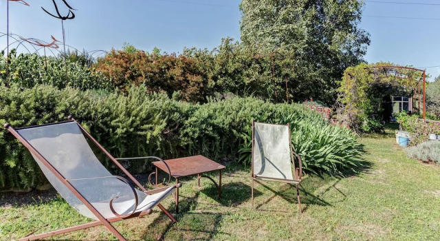 Cottage in Oppede With Pool and Garden, Book Vacation Home Oppède Luberon