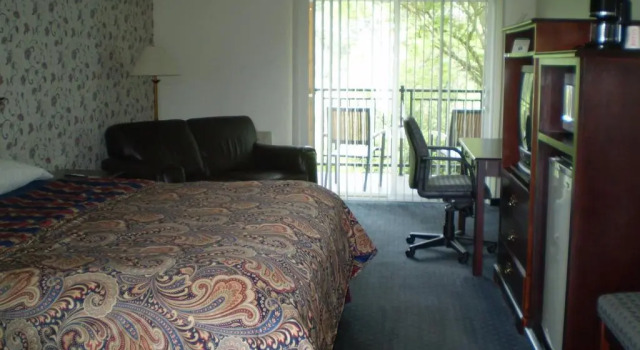Двухместный номер Standard с видом на реку Lewis River Inn